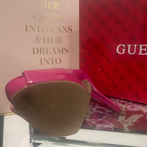 Pink Platform Peep Pump | Guess - Picture 6 of 9